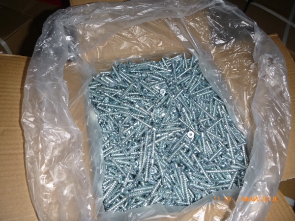 В морском порту задержано более 26 тонн саморезов 