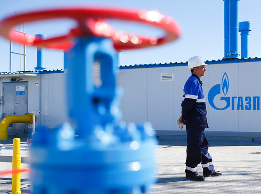 Газпром 15-23 мая полностью приостановит экспорт газа по "Голубому потоку"