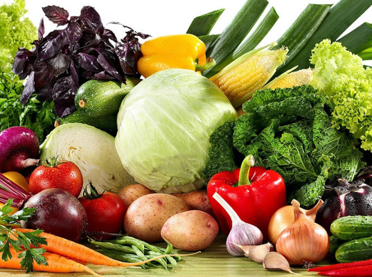 200 тонн небезопасных овощей и фруктов задержаны на границе Новосибирской области