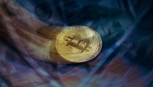 Криптовалюта биткоин. Архивное фото