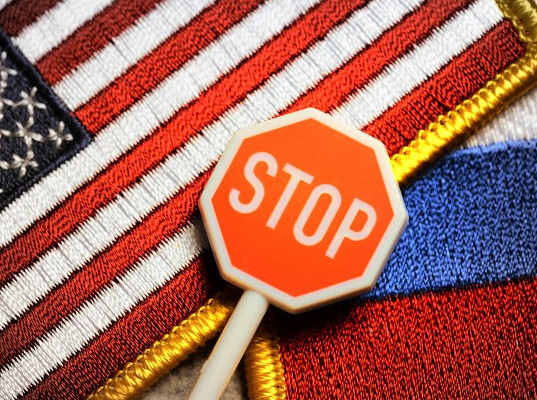 Орешкин объявил о введении пошлин на товары из США